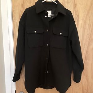 HM Women’s Shacket Jacket